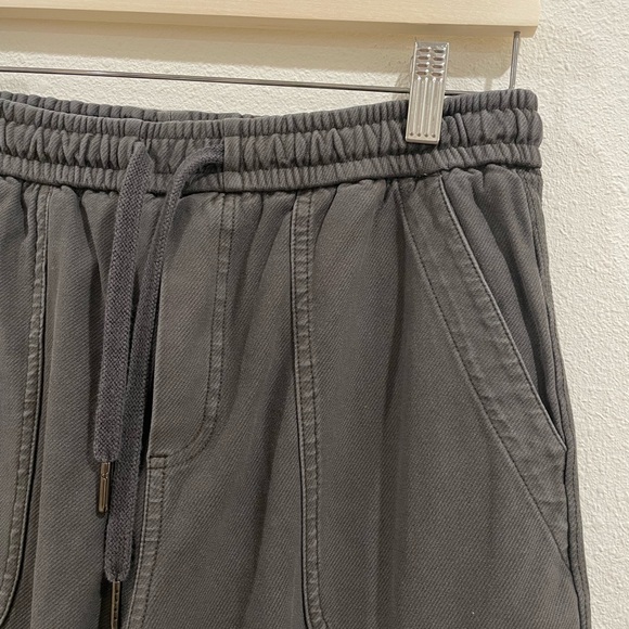 Athleta Farallon Cargo Crop Pants in Cypress Green Size 4 - Picture 3 of 9